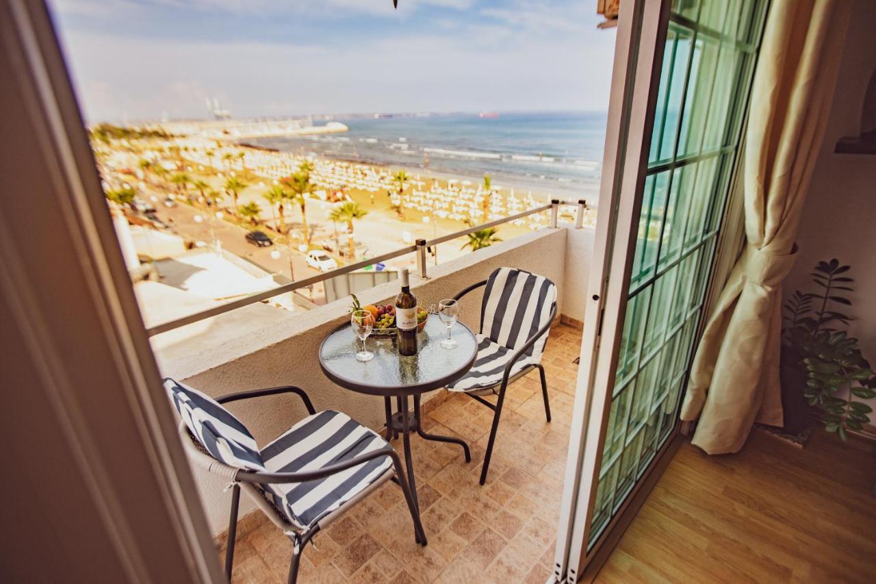 Beach Haven Larnaca Bagian luar foto